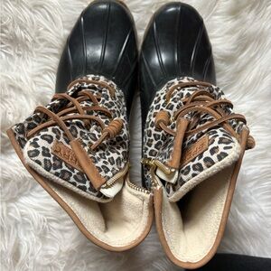 Sperry Black Duck Boots with Leopard-Print Collar and Tan Trim